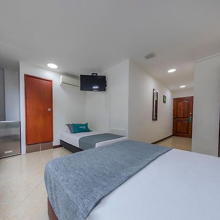 Hotel Ayenda Palo Alto Medellin Ngoại thất bức ảnh